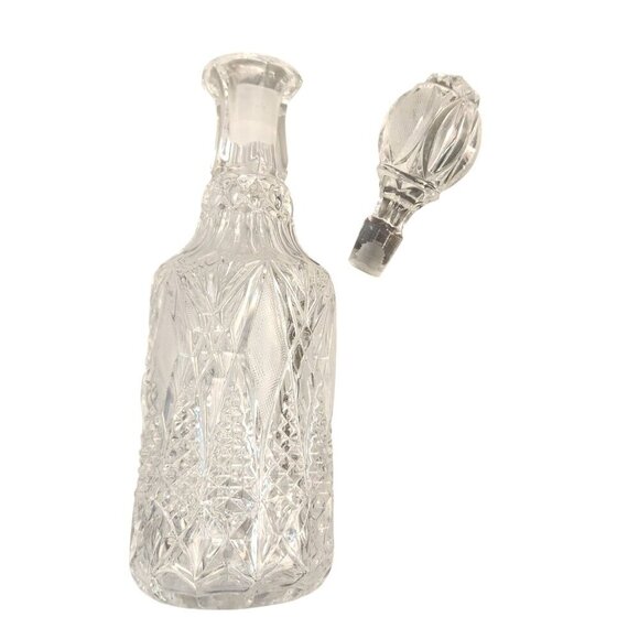 Cut Crystal WHISKEY BOURBON DECANTER Vintage Barware With Stopper - Picture 2 of 8